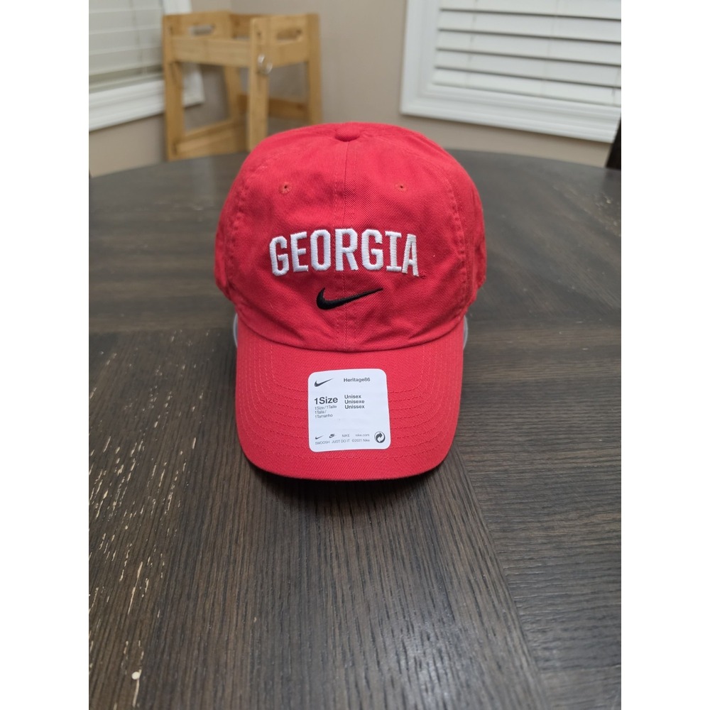 NEW Georgia Bulldogs Nike Heritage 86 Arch Adjustable Performance Hat Red